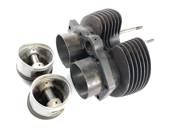 Triumph Bonneville T140V [1976] - Cilindro con pistones