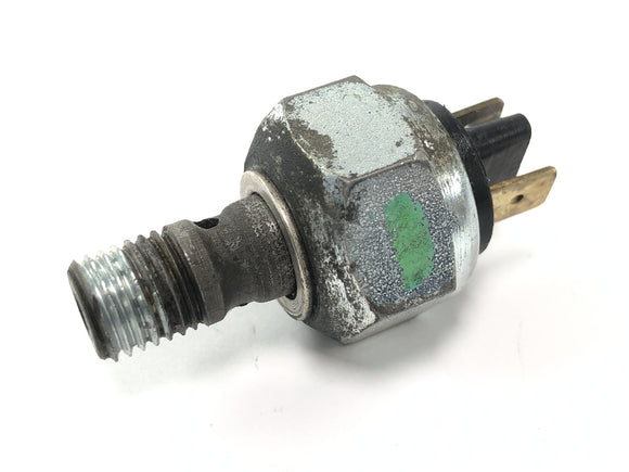 Triumph Daytona 900 T300 [1996] - Öldruckschalter Sensor Schalter Sensorventil
