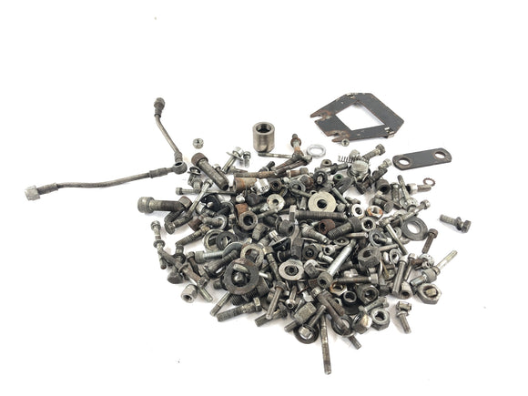 Moto Guzzi California 1100i [1995] - Skruer og resterende dele er indviklet