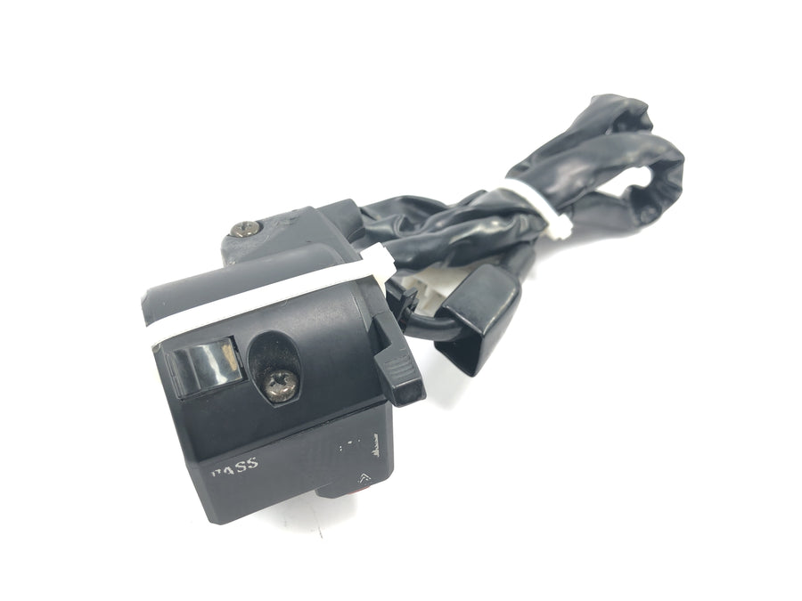 Triumph Daytona 900 T300D [1996] - Ohjaustangon kytkimen vasen kytkinyksikkö