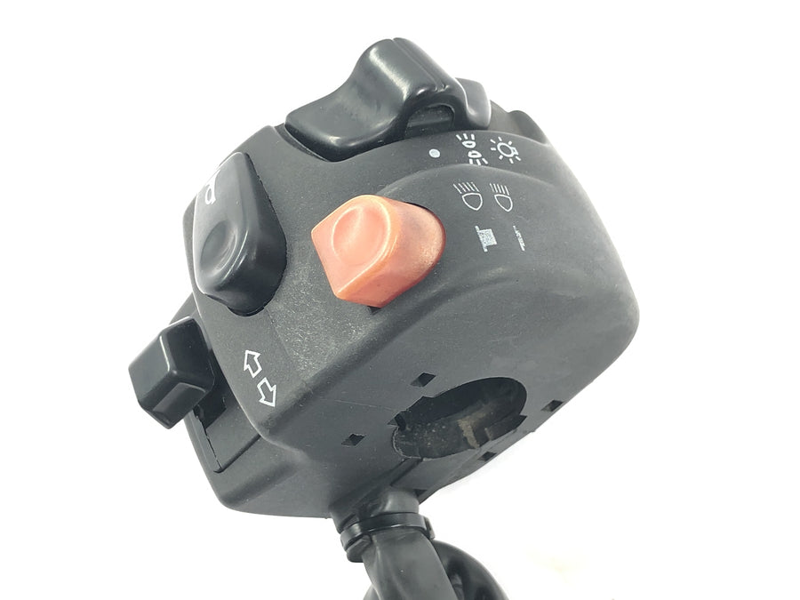 Husqvarna TE 610 H6 8AE [TE 570 H7] - Ohjaustankokytkin, joka sopii vasemmalle yhdistelmäkytkimelle