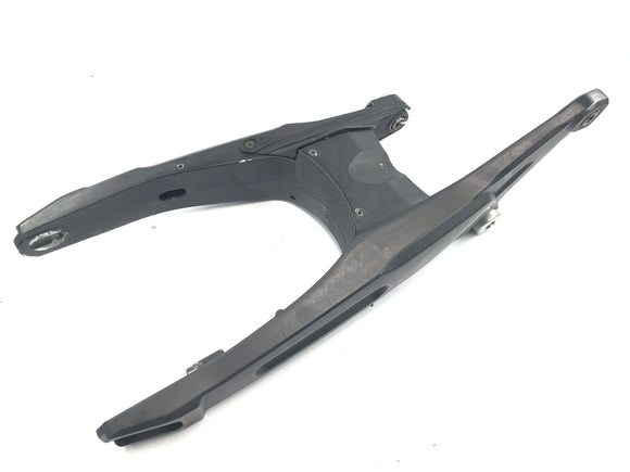 Yamaha MT 03 RM02 [2007] - Schwinge Hinterradschwinge Schwingenarm Hinterradführung