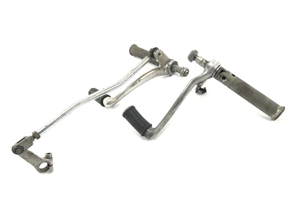 Ducati SL 600 Pantah [1982] - подножки водителя с рычагом передачи и тормоза