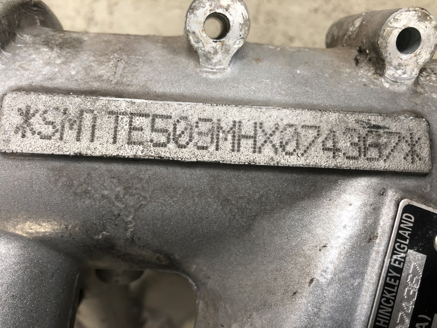 Triumph Speed Triple 955i [1999] - рамка с хартии