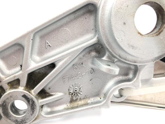 Yamaha MT 03 RM02 [2007] - Fußraste Fahrerfußraste rechts