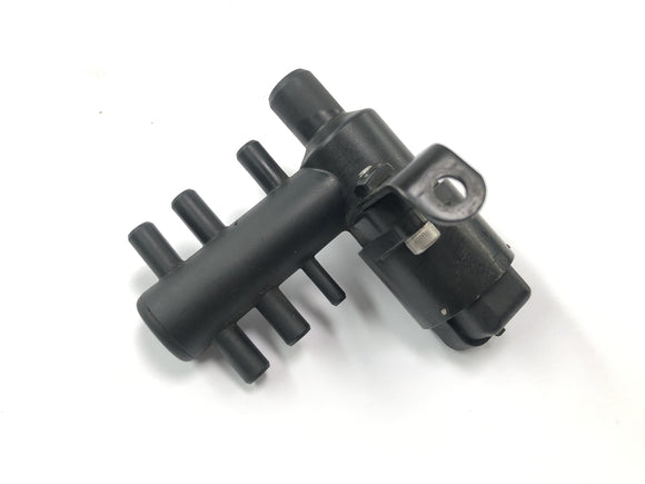 Triumph Speed Triple T509 [1998] - Leerlaufregelventil IACV Luftleerlaufregler