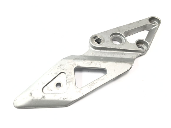 スズキ GSX-R 1100W GU75 C [1994] - フットレストホルダー 左フットレストホルダー