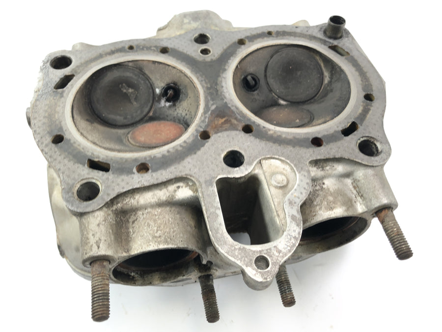 本田GL 1000 Goldwing GL1 [1978]  - 右侧的气缸头