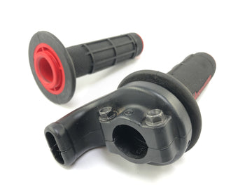 Husqvarna SM 630 A4 [2010] - Stuurfittingen op de rechterga met greeprubber - 0