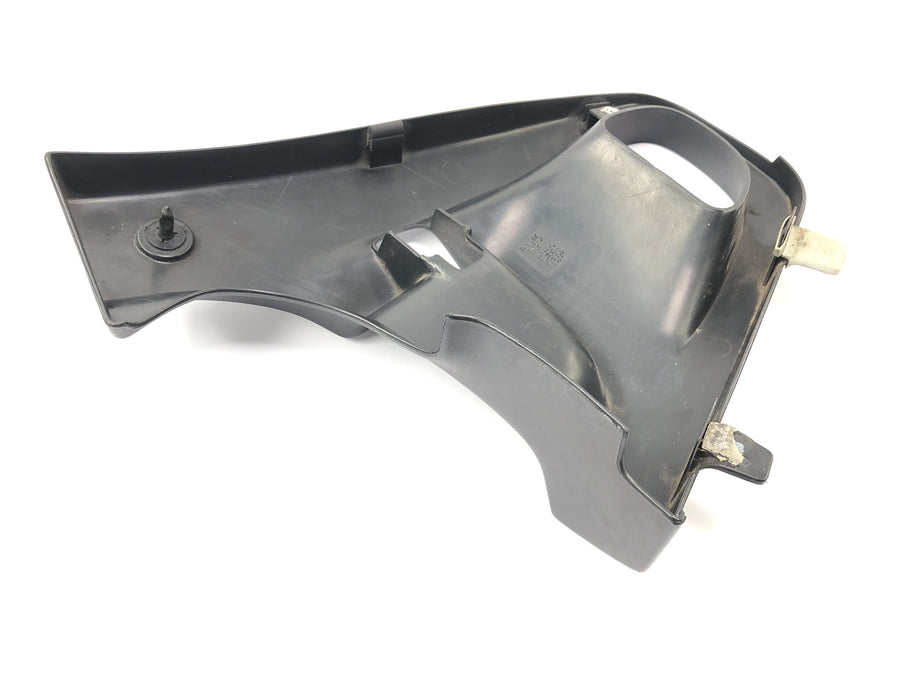 BMW R 1150 RT R22 [2001] - Fairing cover maintenance flap on the left