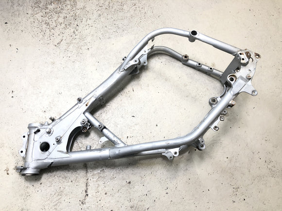 KTM 640 Adventure LC4 [2001] - telaio con documenti