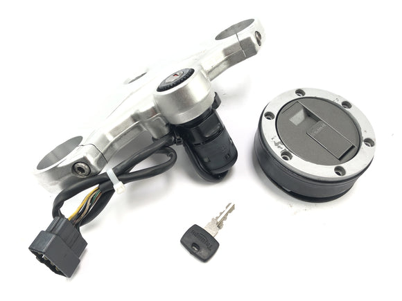 Triumph Daytona 955i T595N [2003] - Schlosssatz Zündschloss Lenkerklemme Tankdeckel Set