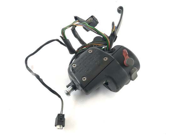 BMW R 1150 R R21 [2002] - Ohjaustangon varusteet oikealla olevalla käsijarrupumpulla