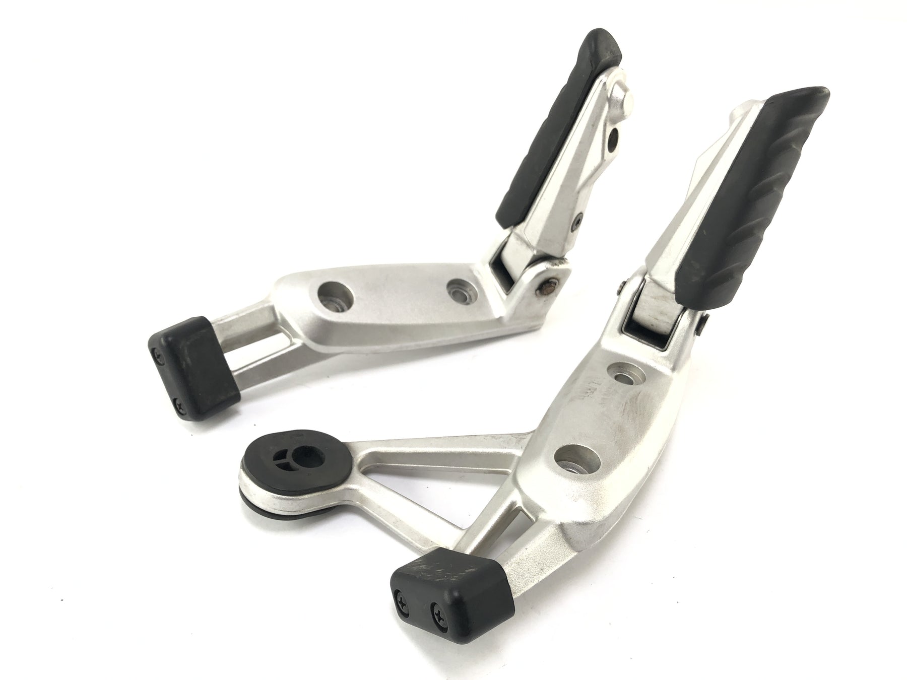 BMW R 1200 R [2007] - Passenger footrests left and right with bracket