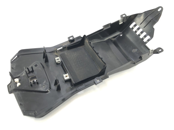 Aprilia RSV4 1000 [2010] - Rear subframe splash guard