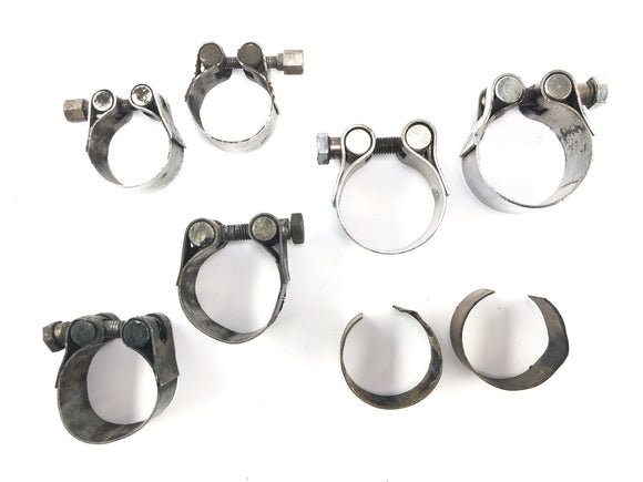 Moto Guzzi V7 Special [1971] - Schlauchschellen Konvolut Rohrschellen Auspuff