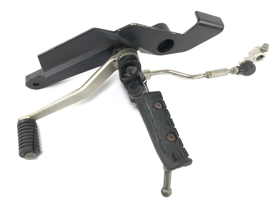 Triumph Daytona 900 T300 [1993] - Footrest vlevo s přepínáním páky Shift Lever Switch Switch Switch Pedal