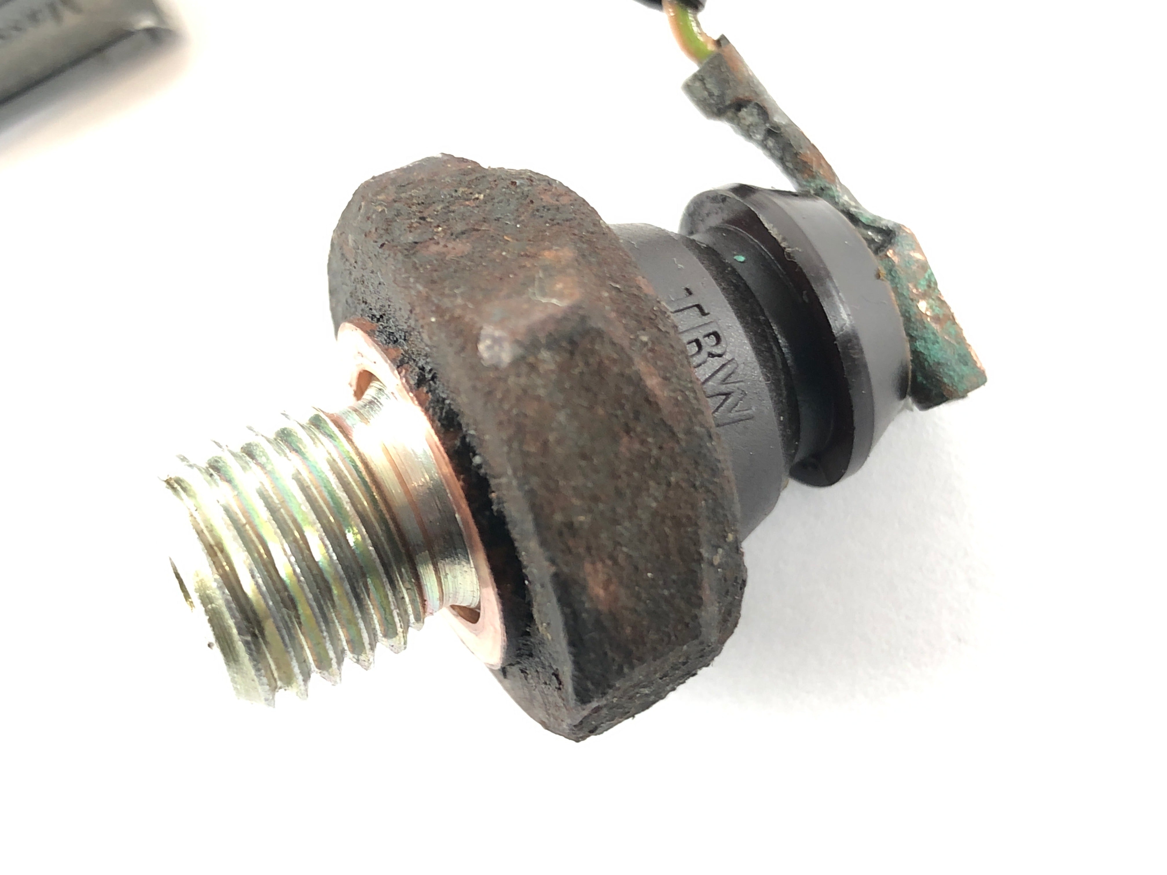 BMW K 1200 RS [2002] - Oil pressure switch sensor