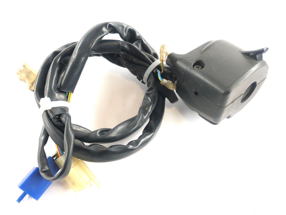 Yamaha YZF R6 RJ03 [2000] - Styret bryter til venstre