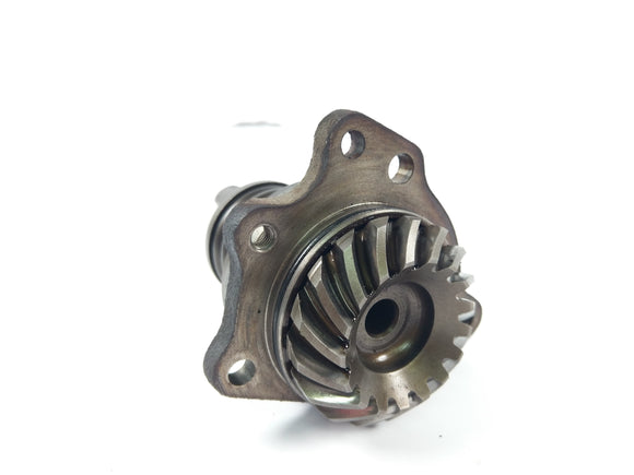 Honda NTV 650 RC33 - Entraînement par cardan, arbre de sortie à vis sans fin