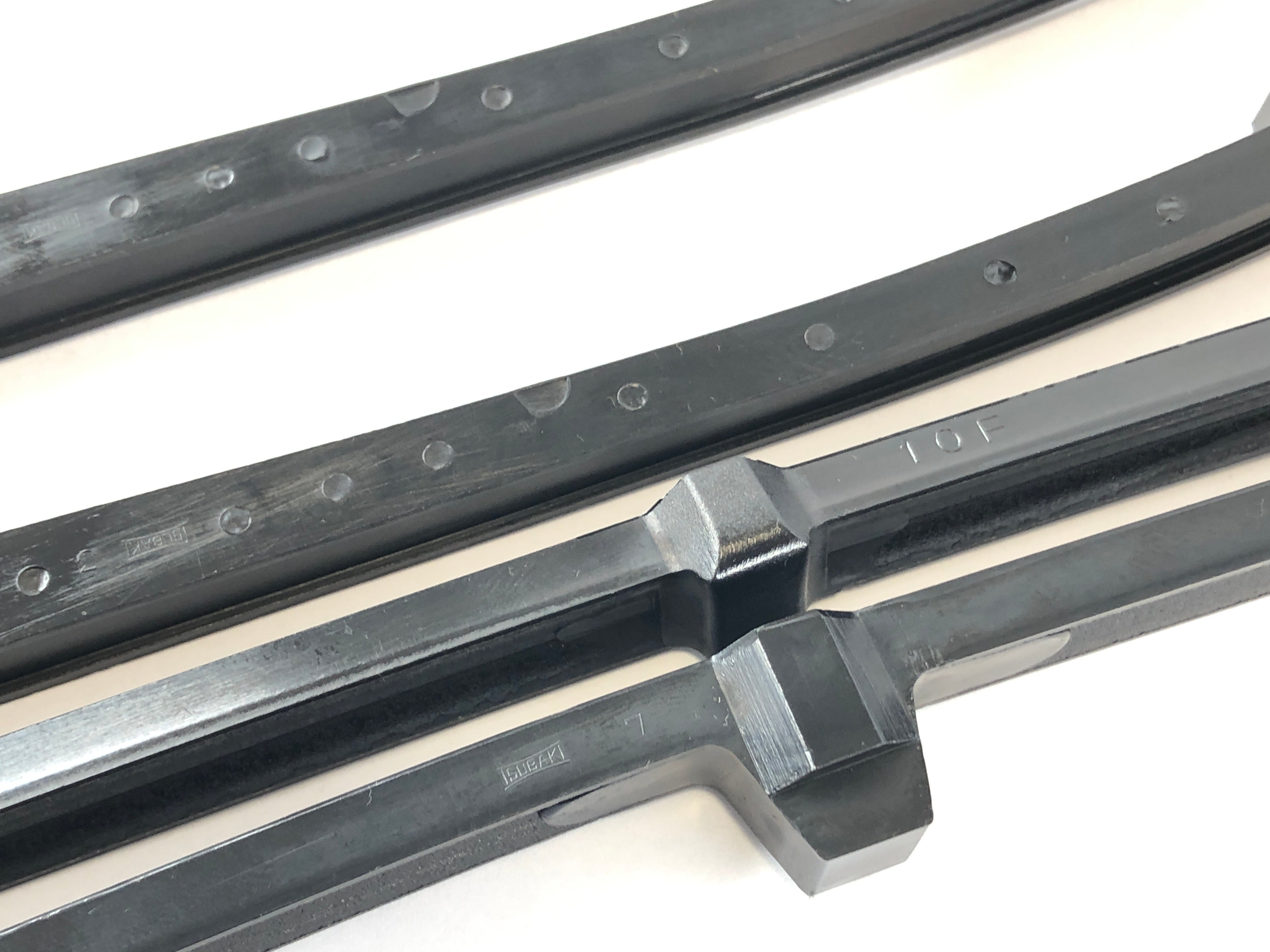 Suzuki Intruso VL 1500 AL [2000] - Tensioning Rail and Slide Rail Set