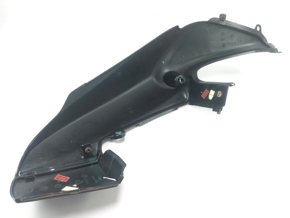 Triumph Daytona 955i [2004] - Heckverkleidung Verkleidung mit Riss Im Mittelteil