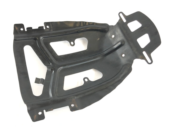 Can On Spyder SM5 [2009] - поддон подкрепления для защиты от брызг сзади