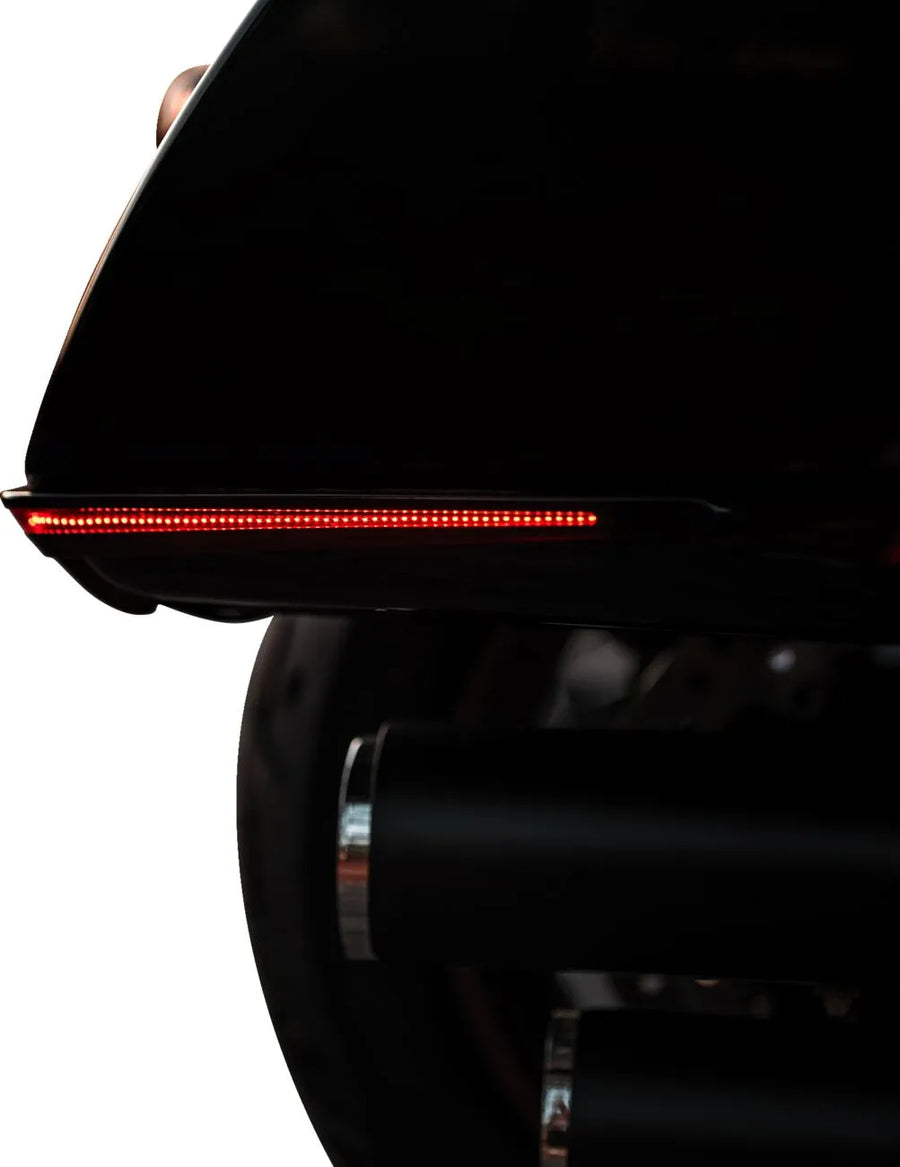 harley davidson fxlrst [CUSTOM DYNAMICS] – LED sadeltaskelys