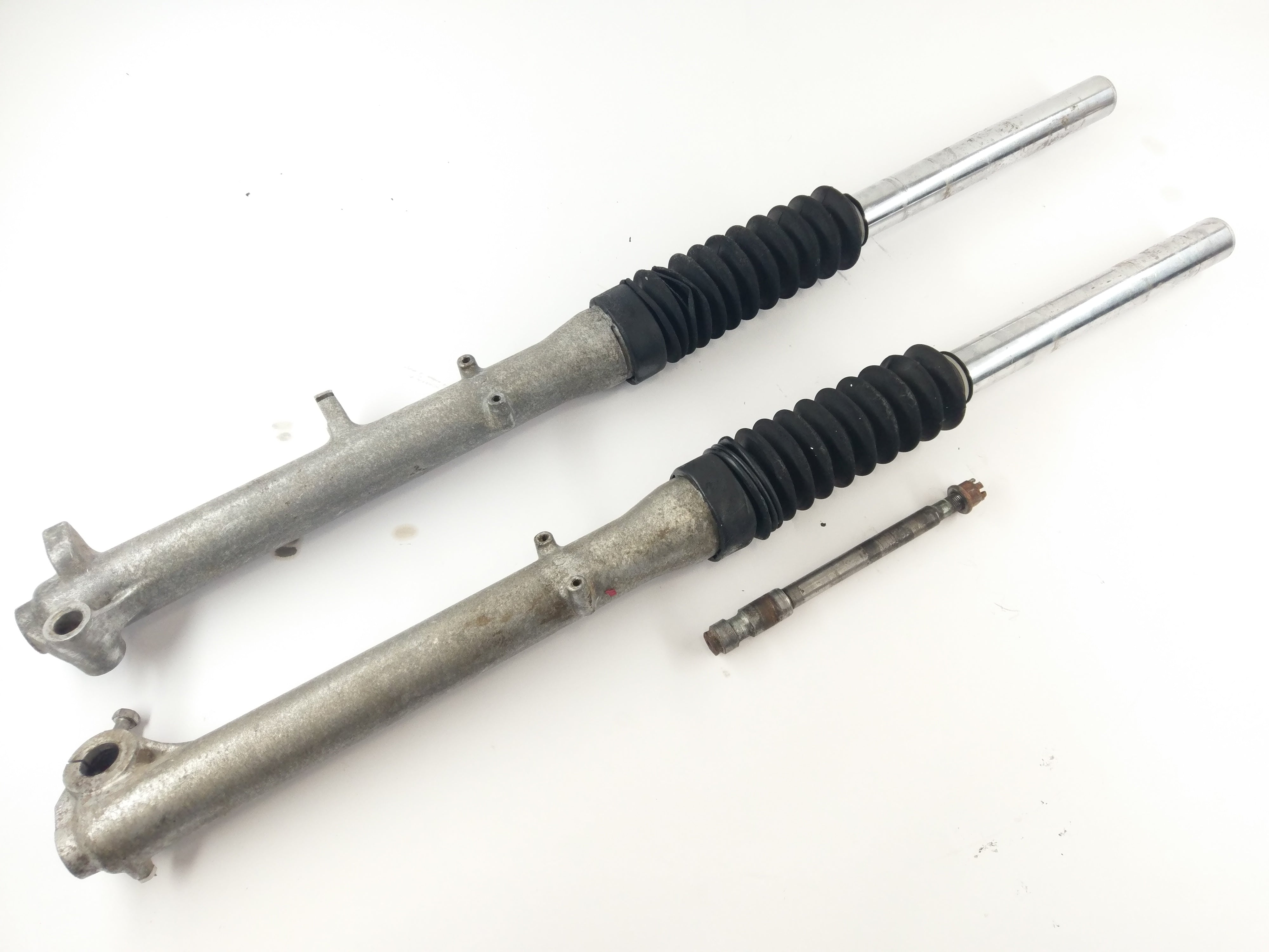 Honda XR 500 R PE01 [1981] - Fork telescopic fork with axle