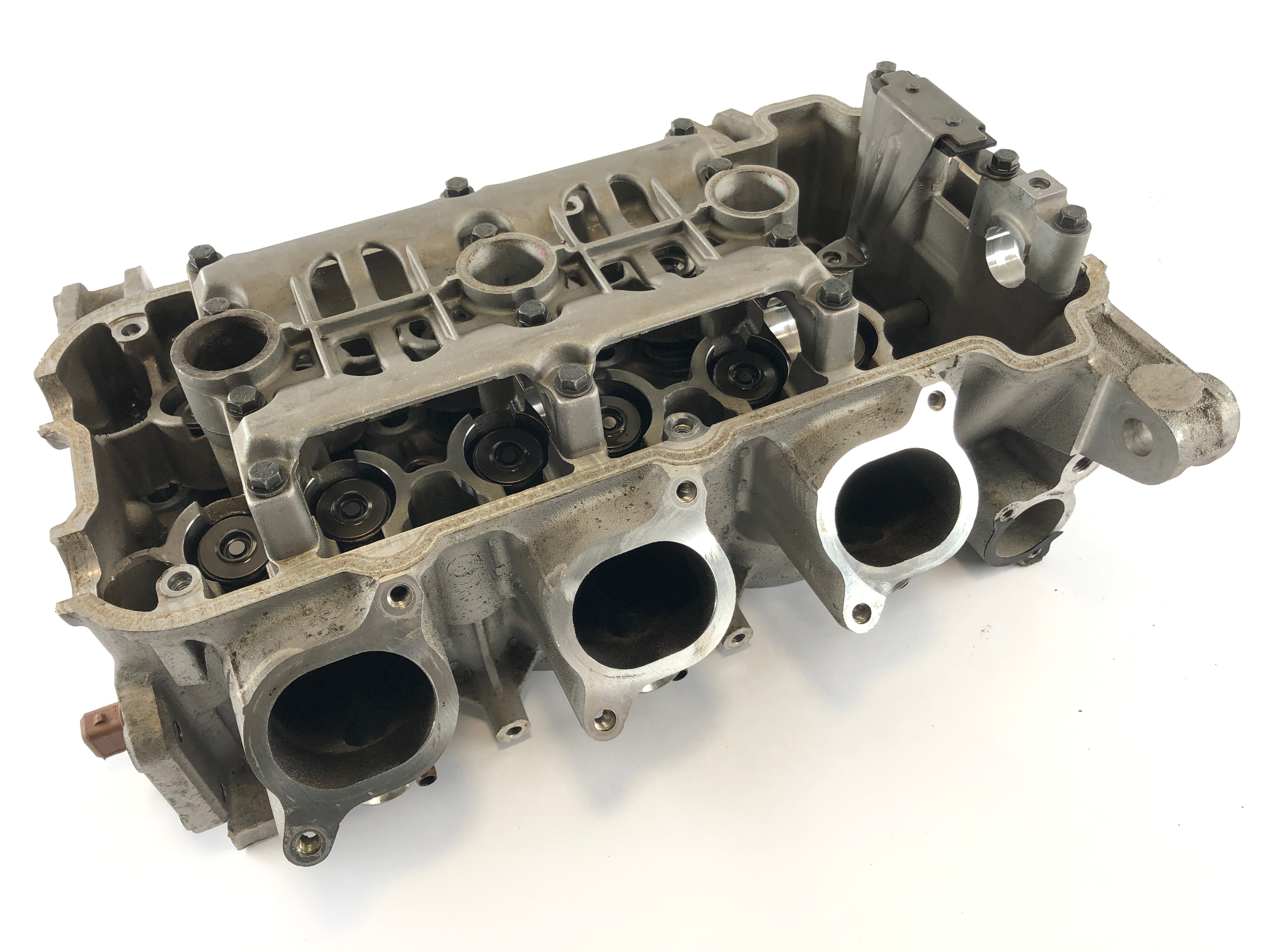 Triumph Daytona 955i T595N [2001] - Cylinder head