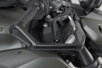 Daytona 660 [SW-MOTECH] – Hebelschützer mit Windschutz