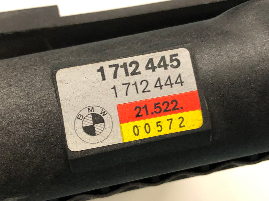 BMW M 535i E28 [1986] - Radiatora ūdens dzesētājs