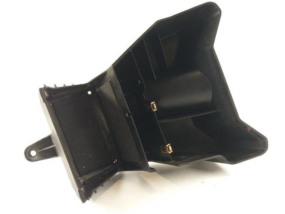 Benelli TNT 1130 Sport [2002] - Partie inférieure arrière du boîtier de batterie