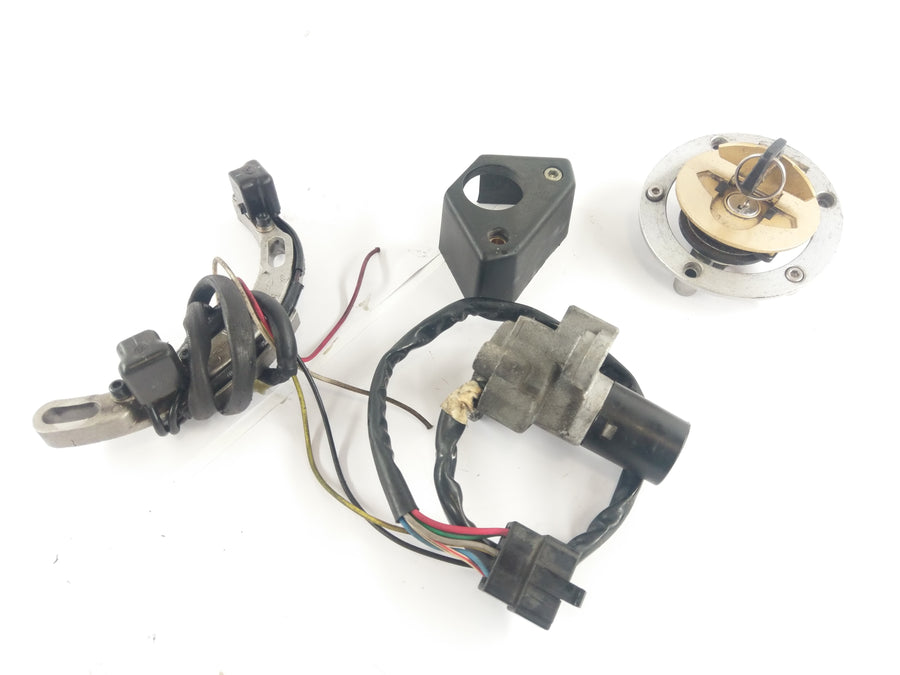 Ducati Monster 600 M600 [1994] - Lock set