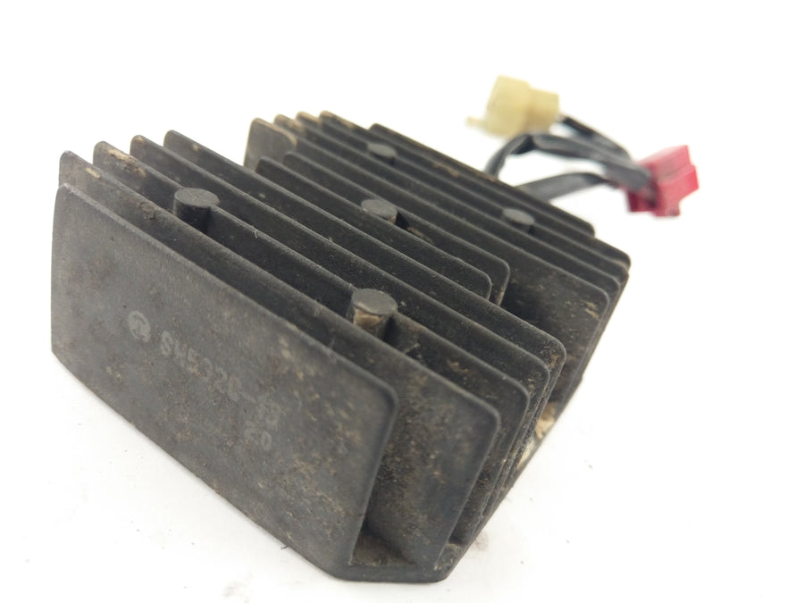 Honda NX 650 Dominator RD02 [1992] - Regulator Rectifier