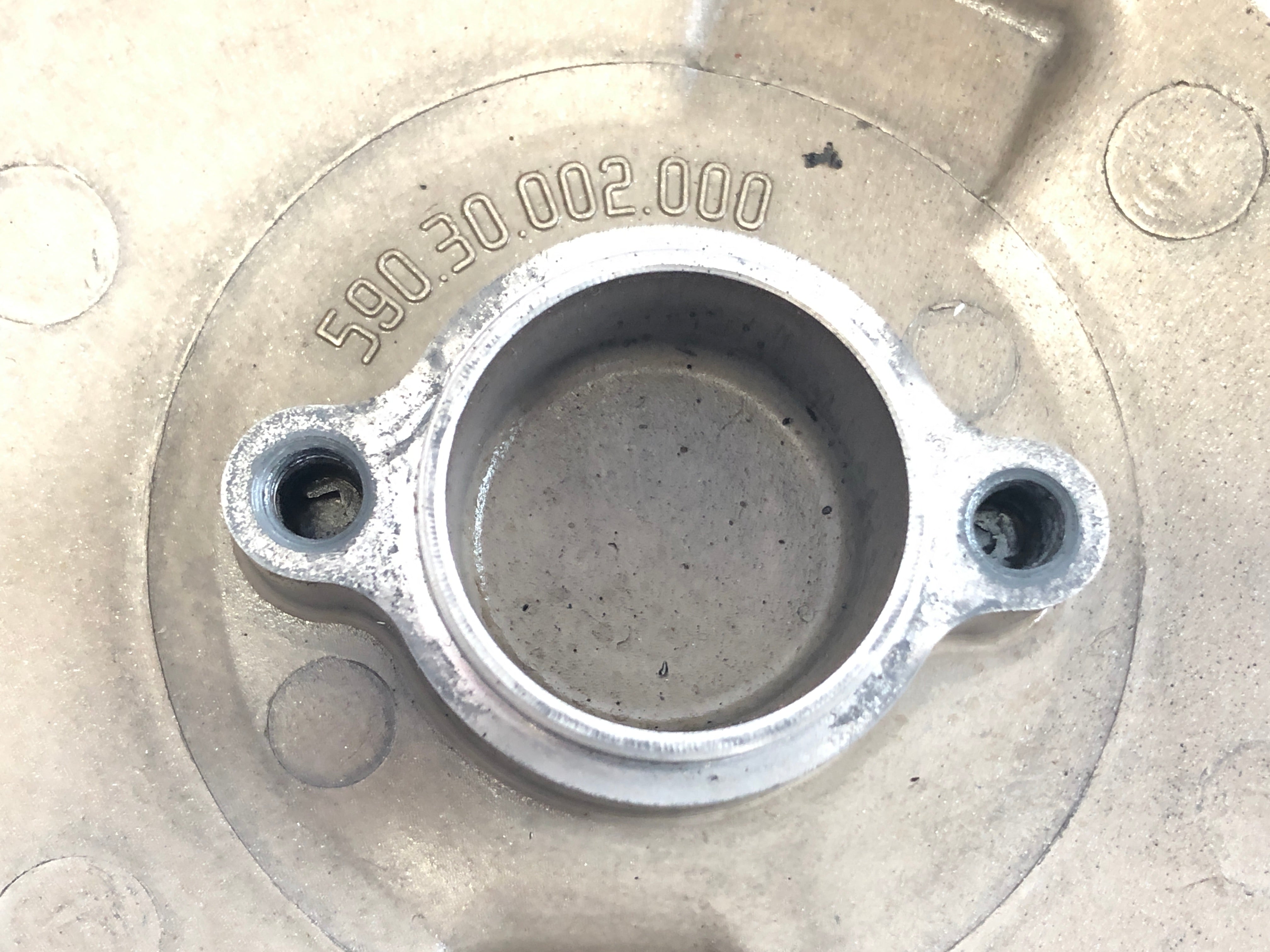 KTM 520 EXC [2001] - Alternator cover engine cover