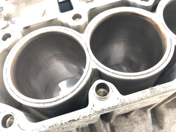 BMW K 1200 GT K12 [2004] - Carcaça do motor com camisas e pistões - 0