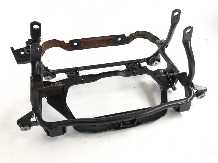 BMW C1 125 [2001] - Soporte de revestimiento en el soporte delantero delantero