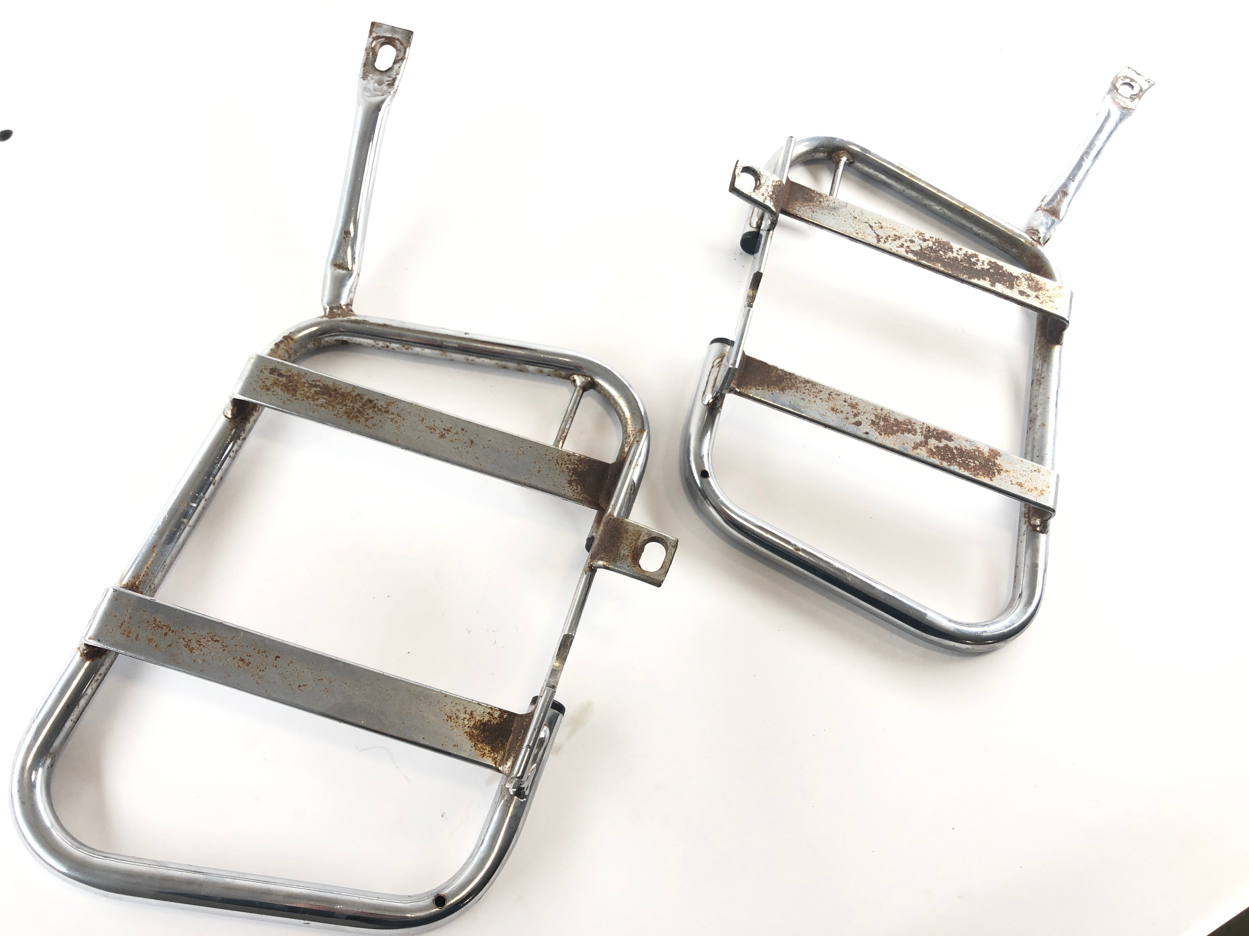 Triumph Thunderbird 900 RT T309 [1997] - Luggage rack saddlebag holder