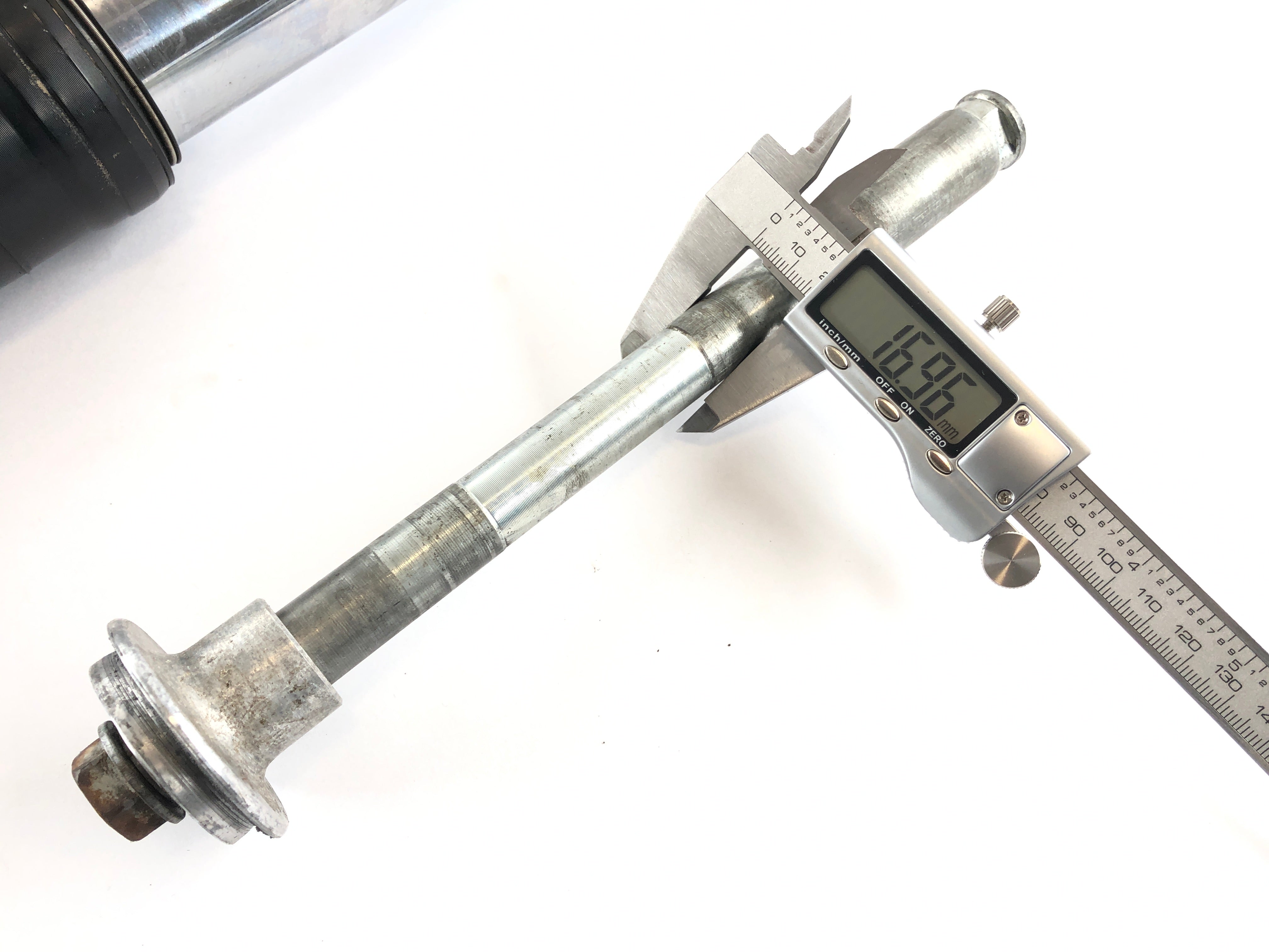 KTM 640 LC4 [2003] - Fork Telescopic fork with axle