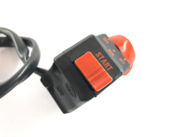 Ducati Paso 750 [1990] - Spínač řídítek na správcovny napravo