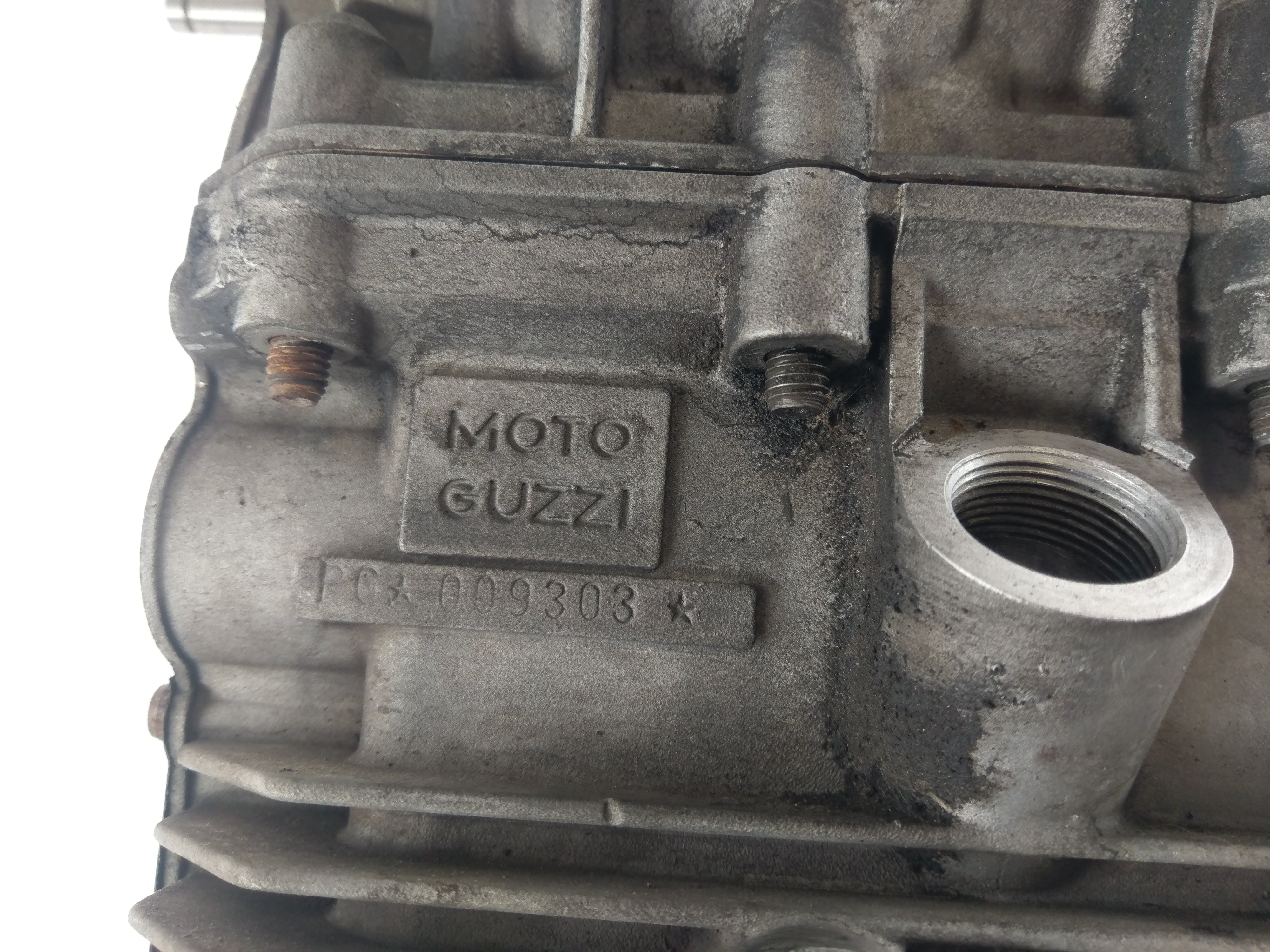 Moto Guzzi V65 PG [1988] - Engine housing with camshaft