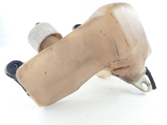 Suzuki GT 550 [1978] - масляный бак