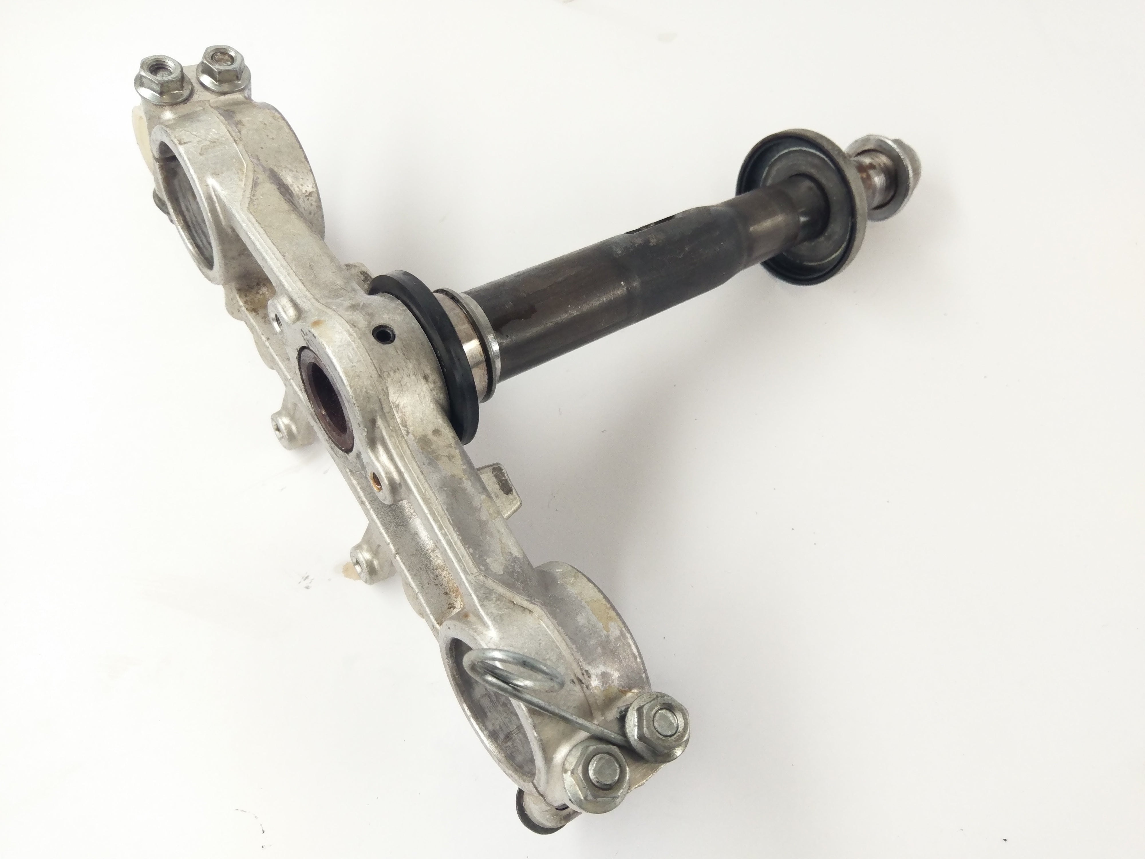 Yamaha DT 125 DE03 [2003] - lower triple clamp