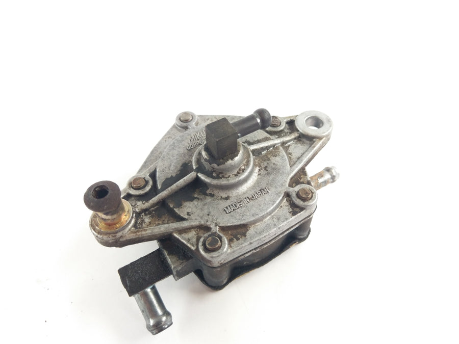 Ducati Monster 600 M600 [1994] - fuel distributor