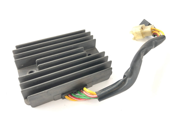 Ducati 888 Strada [1993] - Ohjain