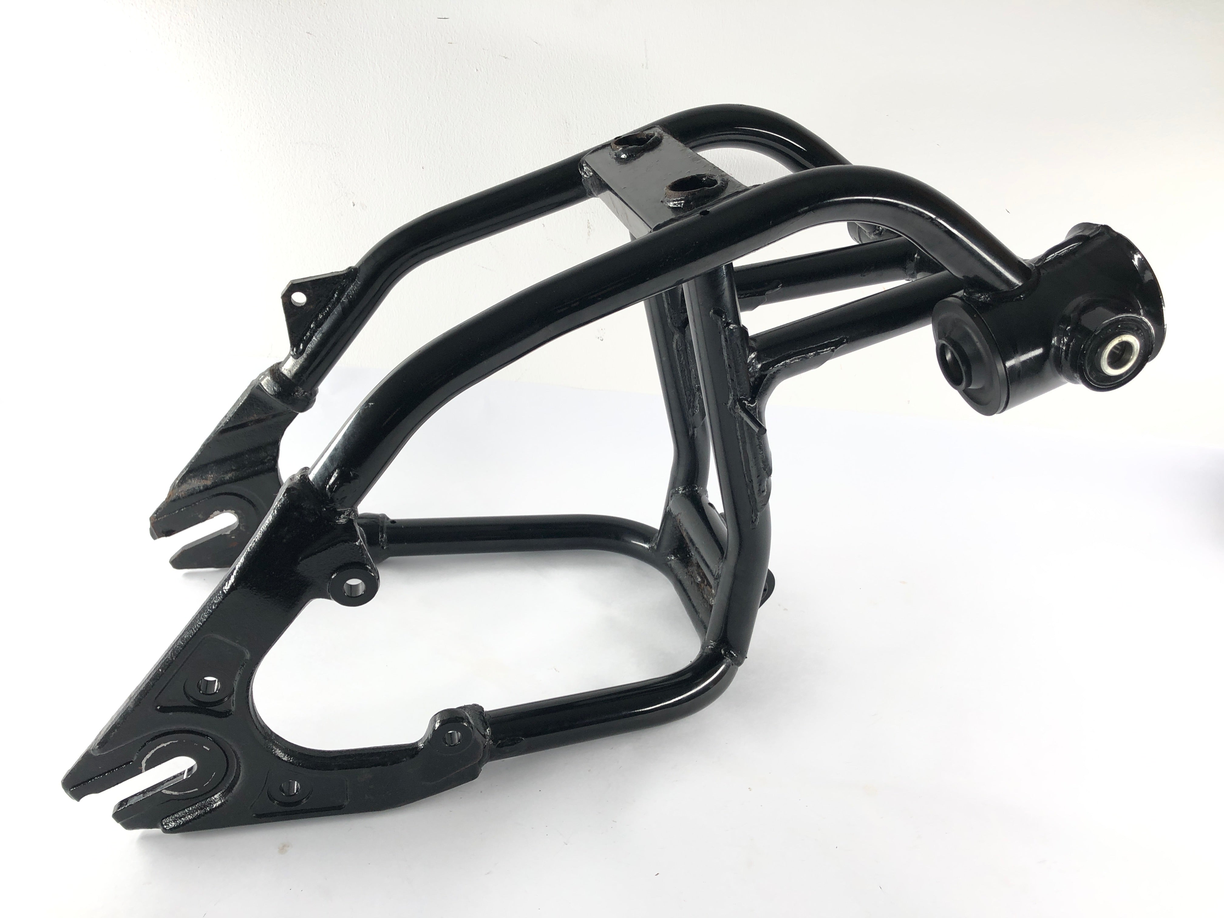 Yamaha XVS 650 Drag Star 4VR [1997] - Swingarm Rear swingarm