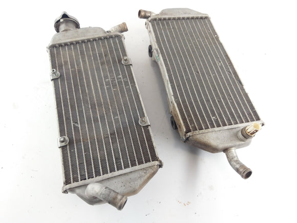 Husqvarna TE 449 A6 [2010] - Pár chladiče vody