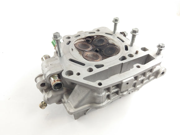 Apryia RSV 1000 Tuono RP [2005]  - シリンダーヘッド