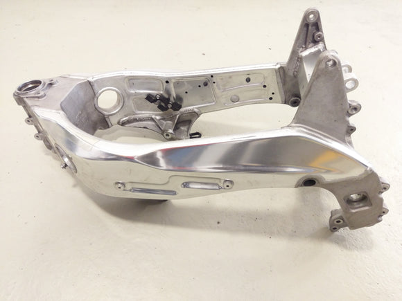 Aprilia RST 1000 Futura [2004] - Frame con documenti